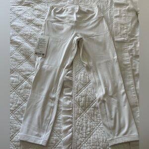 NWT Lululemon white align 23” size 8